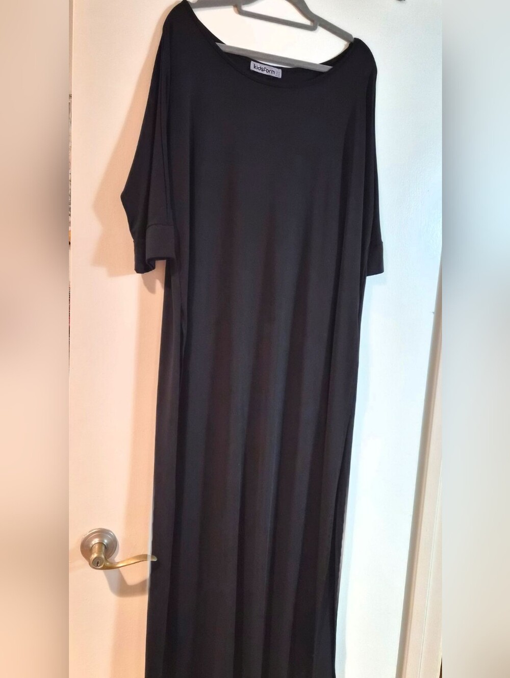 Black Short Sleeve Tunic With Open Side Slits, Size Large